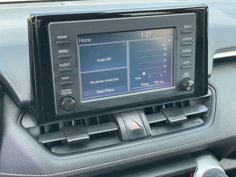 Used 2019 Toyota RAV4 LE w/ All Weather Liner Package AWD/4WD image 18