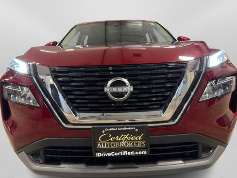 Used 2023 Nissan Rogue SV AWD/4WD image 10