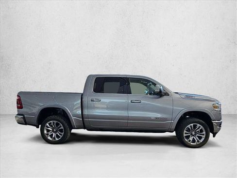 Used 2022 RAM 1500 Limited AWD/4WD image 4