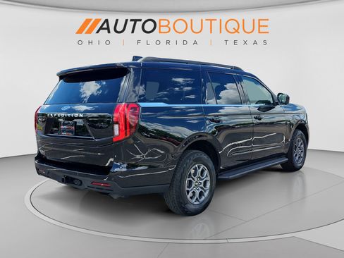 Used 2025 Ford Expedition Active RWD image 5