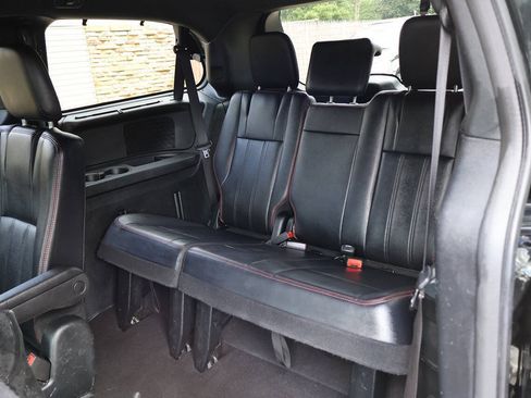Used 2017 Dodge Grand Caravan GT FWD image 18