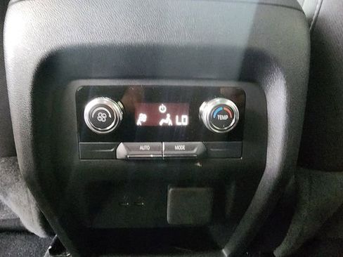 Used 2025 GMC Acadia Elevation FWD image 21