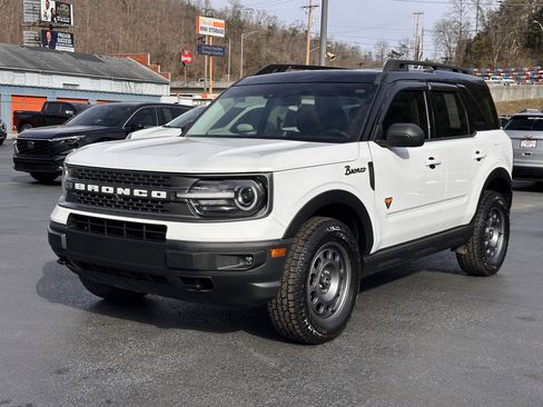 Used 2021 Ford Bronco Sport Badlands w/ Badlands Package image 2