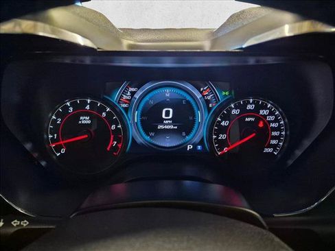 Used 2018 Chevrolet Camaro SS RWD image 11