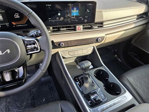 New 2026 Kia Carnival EX image 19