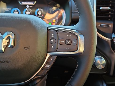 Used 2025 RAM 1500 Laramie w/ Night Edition image 18