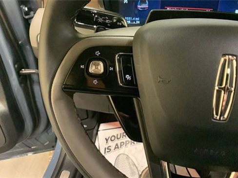 Used 2025 Lincoln Corsair Reserve w/ Equipment Group 202A image 34