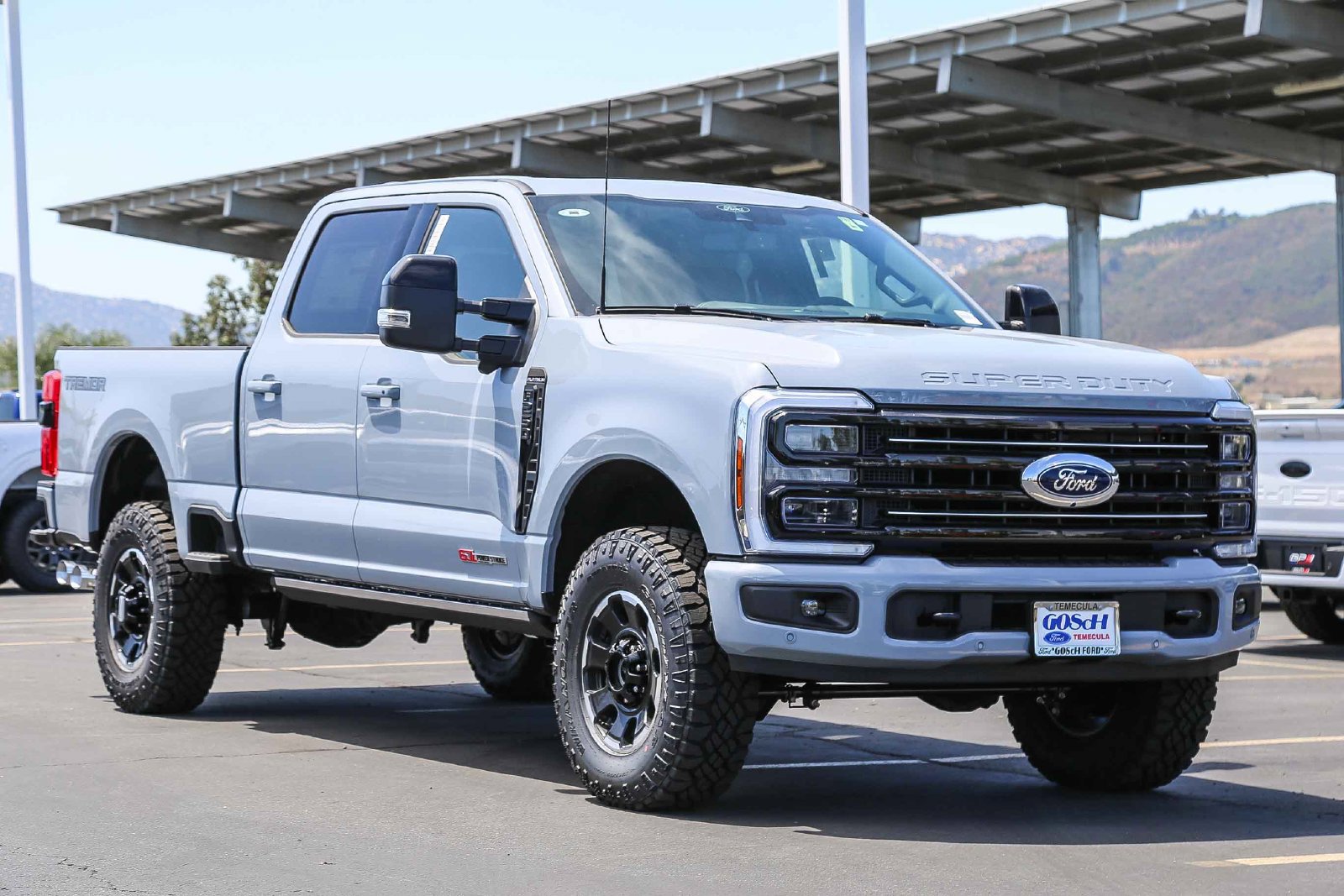 New 2026 Ford F250 Platinum w/ Tremor Off-Road Package AWD/4WD image 3