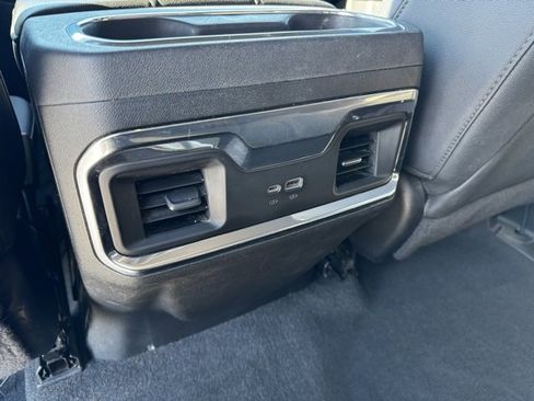 Certified 2022 GMC Sierra 1500 Elevation w/ Elevation Premium Package image 8