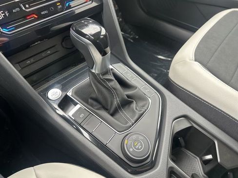 New 2026 Volkswagen Taos SE AWD/4WD image 35