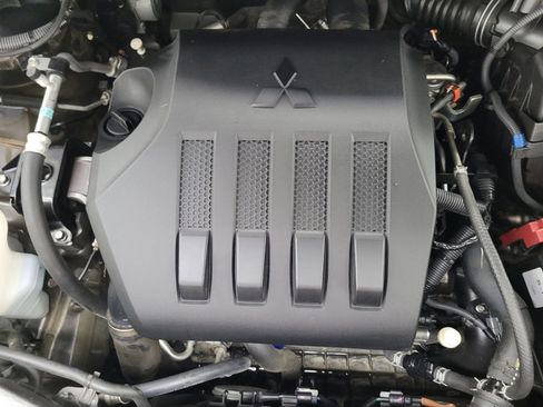 Used 2019 Mitsubishi Eclipse Cross LE image 30