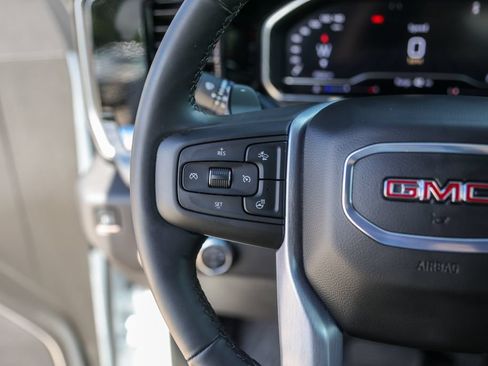 Used 2025 GMC Sierra 1500 SLT w/ SLT Premium Package AWD/4WD image 17