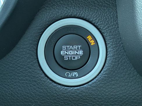 Used 2019 RAM 1500 Big Horn image 32