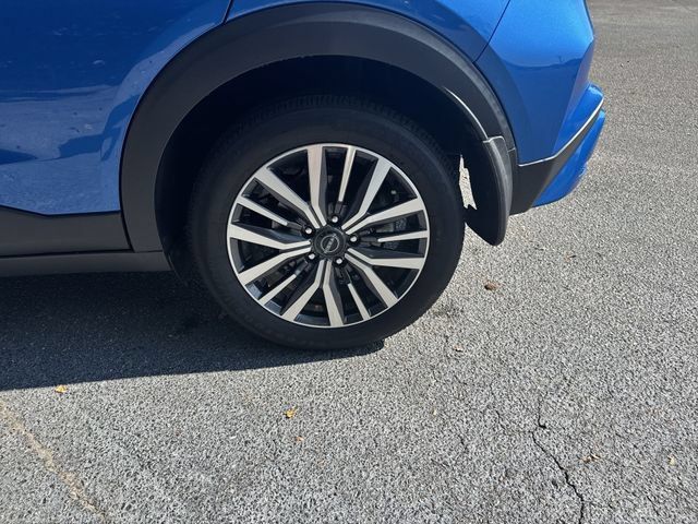 Used 2024 Nissan Kicks SV FWD image 32