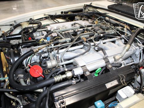 Used 1991 Jaguar XJS V12 image 9