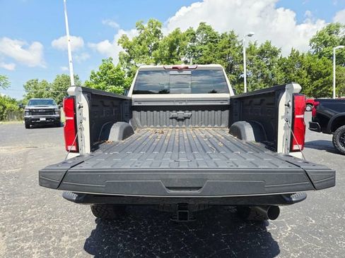 New 2026 Chevrolet Silverado 2500 ZR2 w/ LPO, Dark Essentials Package AWD/4WD image 15