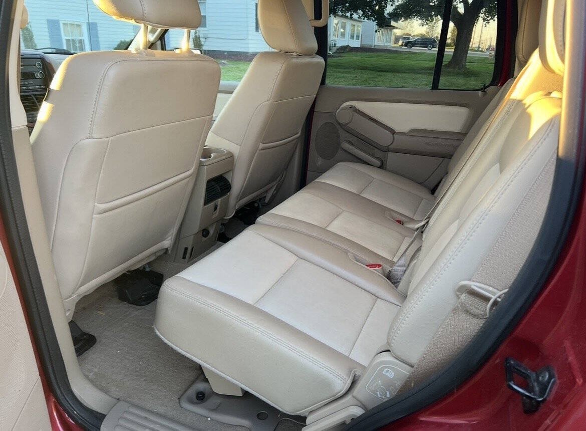 Used 2010 Ford Explorer Eddie Bauer AWD/4WD image 11