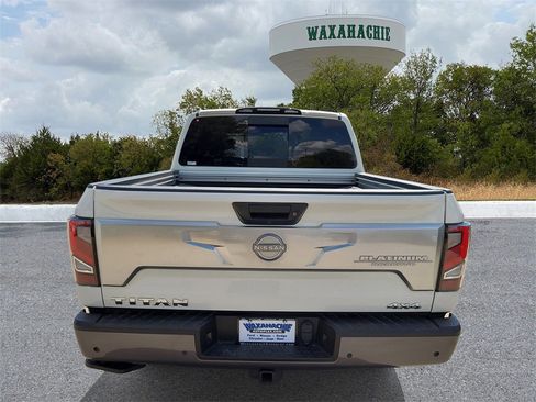 Used 2024 Nissan Titan Platinum Reserve w/ Moonroof Package image 4