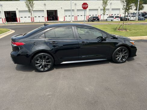 Used 2024 Toyota Corolla SE FWD image 11