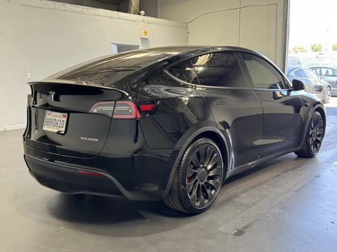 Used 2020 Tesla Model Y Performance image 4