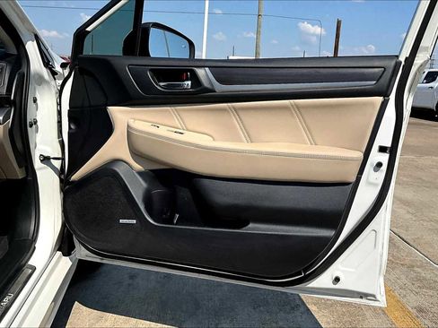 Used 2018 Subaru Legacy 2.5i Limited image 41