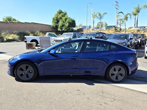 Used 2022 Tesla Model 3 image 2