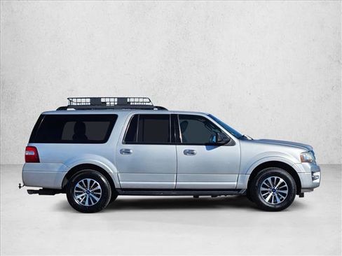 Used 2017 Ford Expedition EL XLT image 4