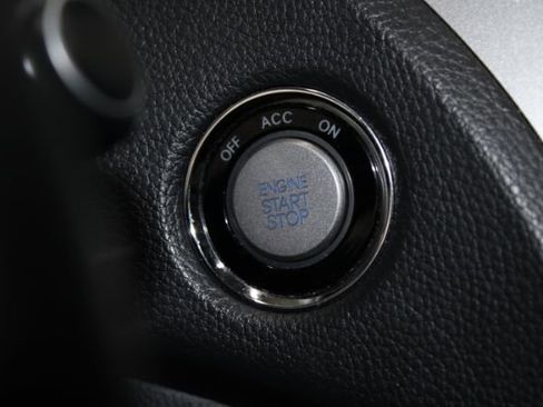 Used 2013 Hyundai Azera Limited w/ Technology Pkg image 12