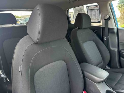 Used 2022 Hyundai Kona SEL image 23