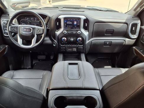 Used 2022 GMC Sierra 1500 SLT RWD image 4