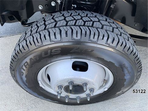 Used 2024 Ford F350 XL AWD/4WD image 15