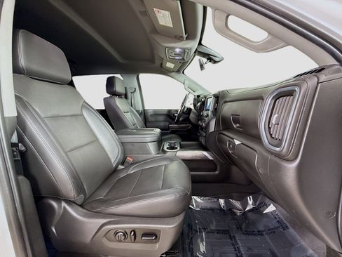 Used 2020 Chevrolet Silverado 3500 LTZ w/ LTZ Plus Package image 29