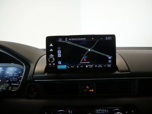 Used 2025 Honda Pilot Black Edition image 21