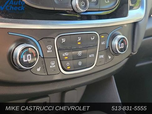 Used 2023 Chevrolet Traverse LT AWD/4WD image 14