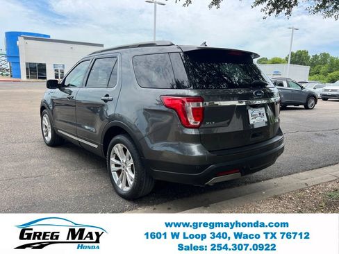 Used 2019 Ford Explorer XLT w/ Equipment Group 202A FWD image 6