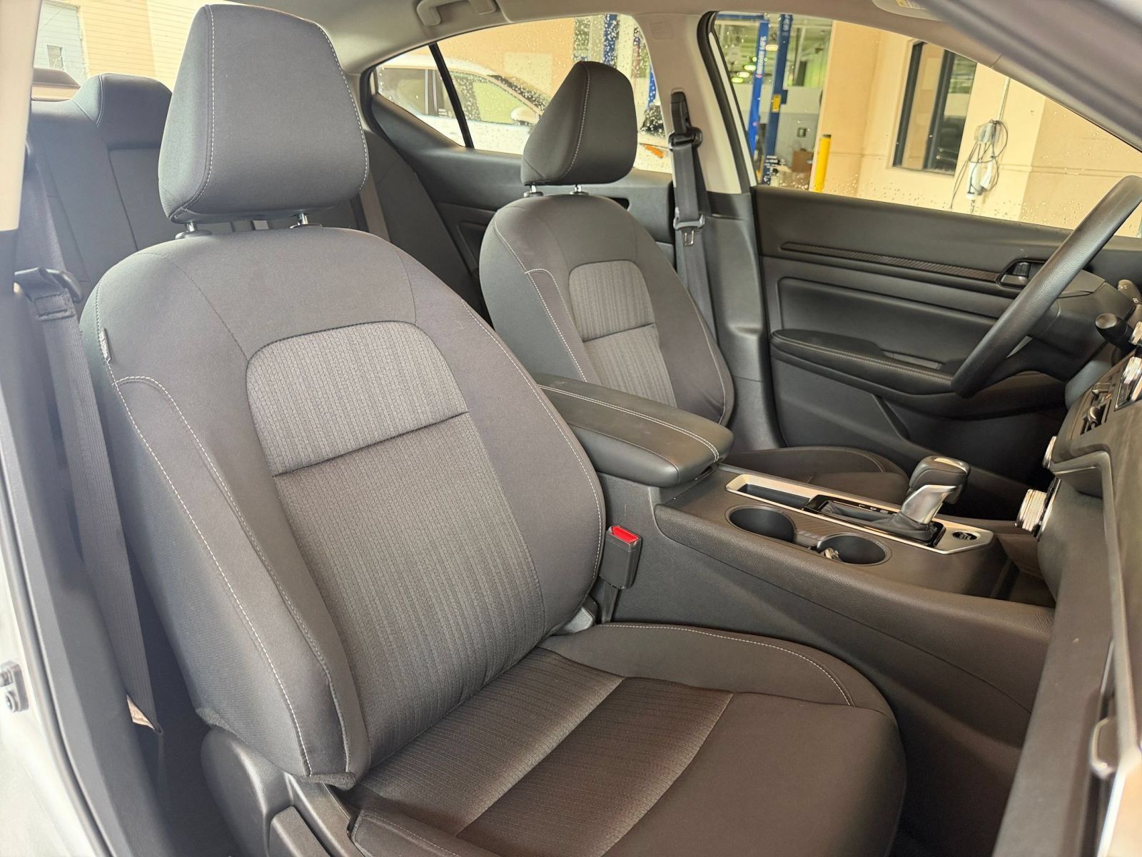 Used 2026 Nissan Altima 2.5 SV FWD image 30