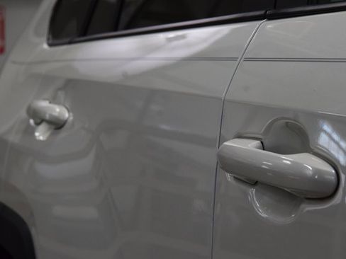 Used 2024 GMC Yukon Denali Ultimate image 17