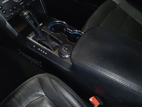 Used 2016 Ford Explorer Limited w/ Equipment Group 301A image 26