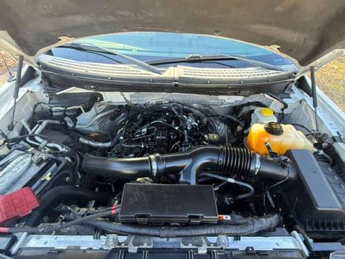 Used 2014 Ford F150 Lariat w/ Equipment Group 502A Luxury image 15