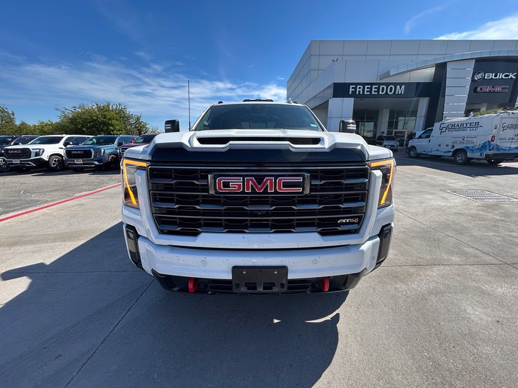 Used 2024 GMC Sierra 3500 AT4 w/ AT4 Premium Plus Package AWD/4WD image 5