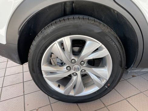 Used 2025 Buick Encore GX Preferred image 28