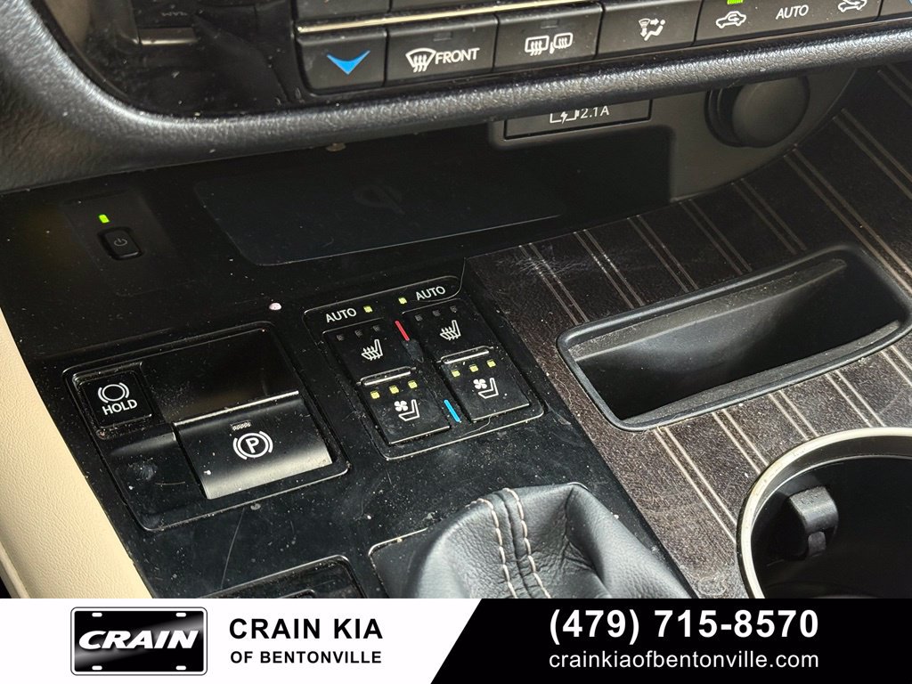 Used 2022 Lexus RX 350L Luxury w/ Accessory Package (Z1) FWD image 17