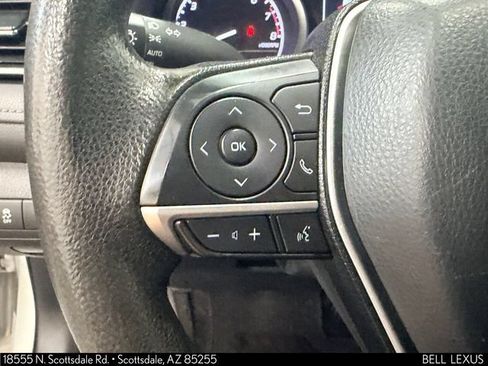 Used 2022 Toyota Camry LE w/ Carpet Mat Package (TMS) FWD image 23