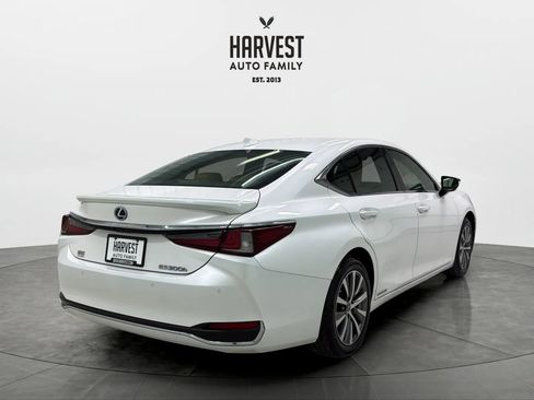 Used 2021 Lexus ES 300h w/ Premium Package FWD image 6