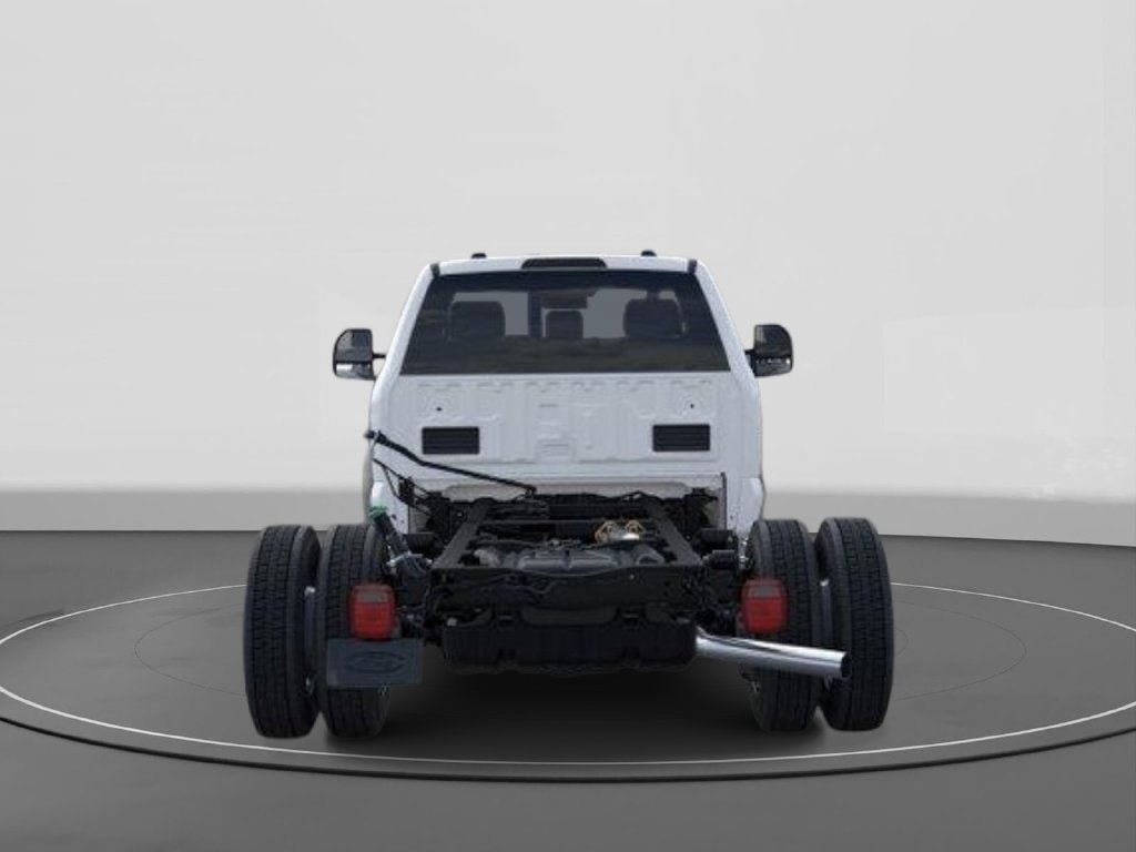 New 2026 Ford F550 2WD Regular Cab Super Duty image 5