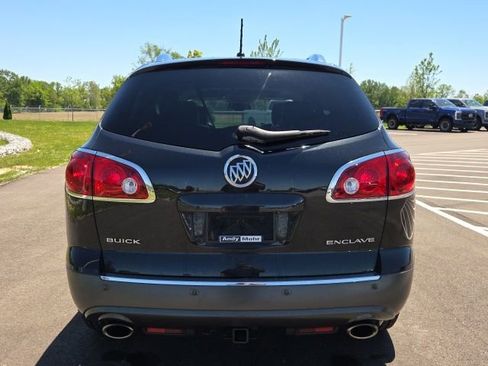 Used 2012 Buick Enclave Premium FWD image 11