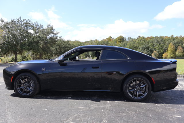 Used 2026 Dodge Charger Scat Pack w/ Blacktop Package AWD/4WD image 16