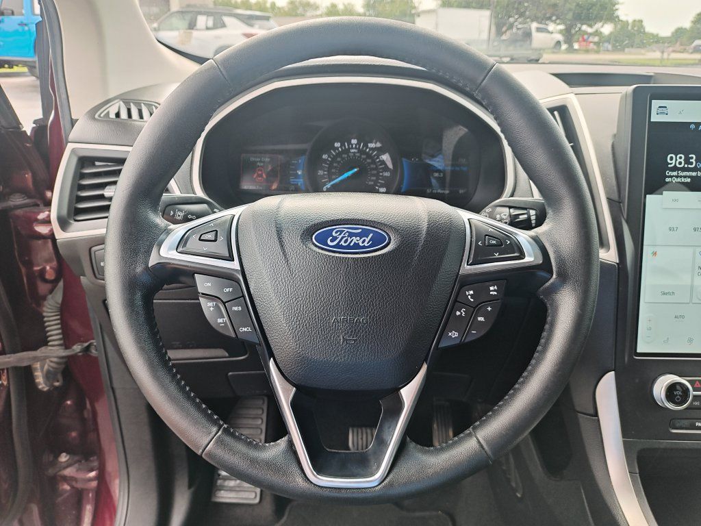 Used 2021 Ford Edge SEL AWD/4WD image 17