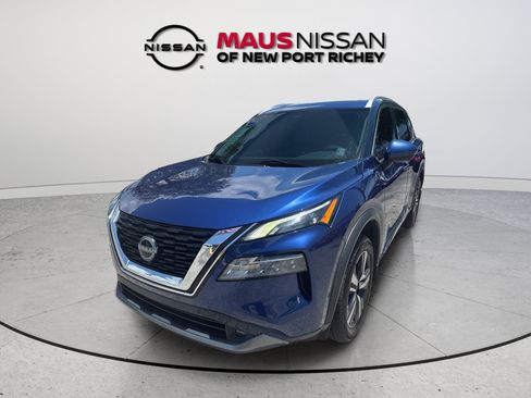 Used 2022 Nissan Rogue SL w/ SL Premium Package FWD image 5