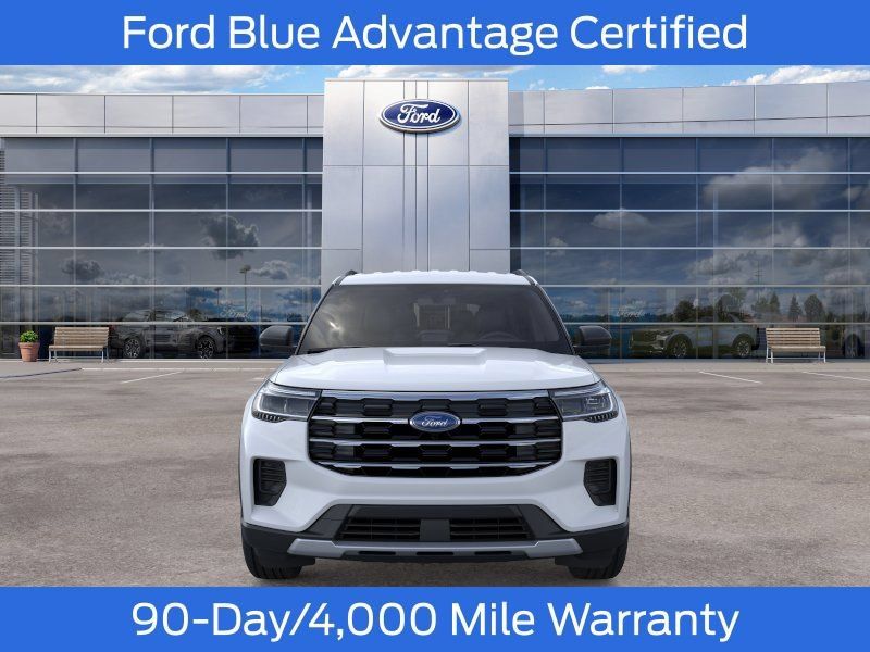 Used 2026 Ford Explorer Active AWD/4WD image 7